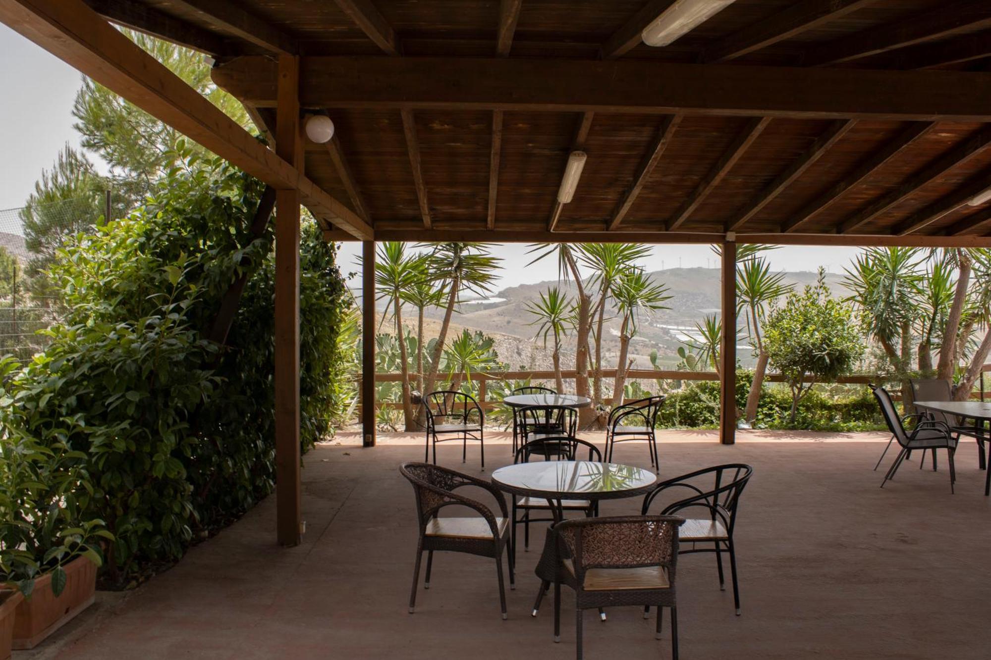 אגריג'נטו Agriturismo Bellajo - Ville Rustiche Con Piscina מראה חיצוני תמונה