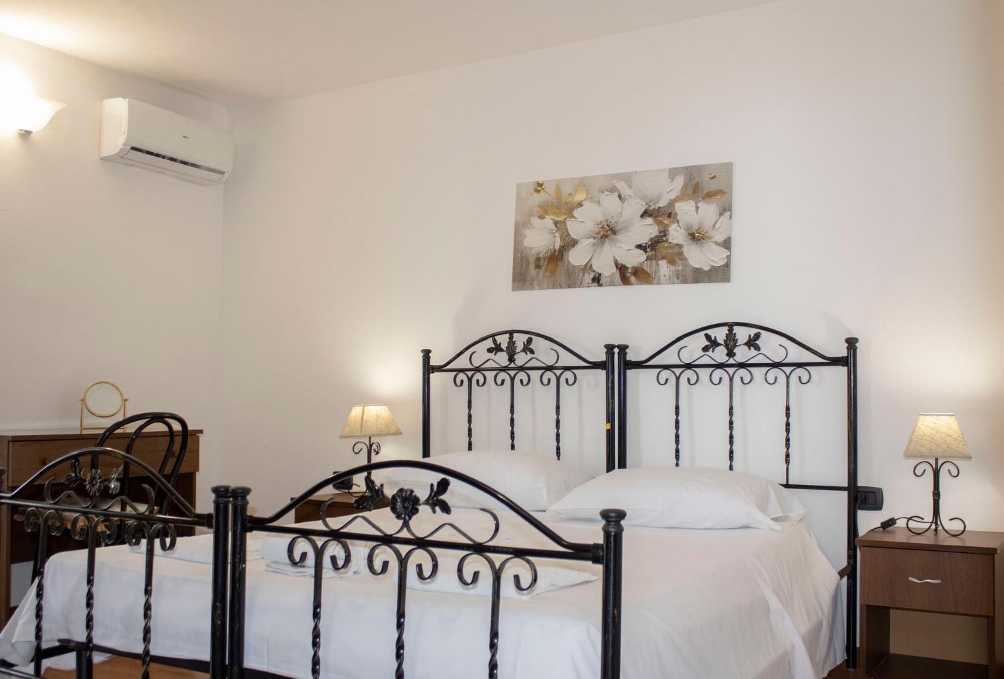 אגריג'נטו Agriturismo Bellajo - Ville Rustiche Con Piscina מראה חיצוני תמונה